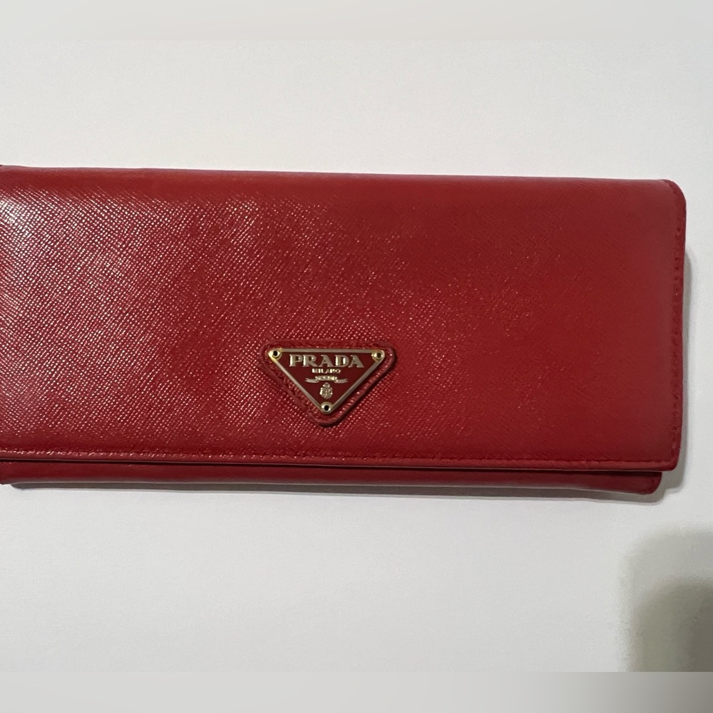 AUTH Prada Saffiano Long Wallet Red